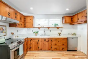 You will love the quartz countertops, they are gorgeous!