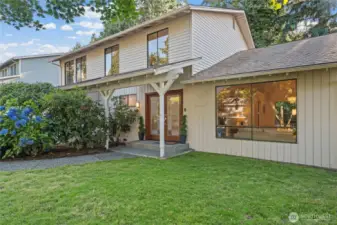 Step into this inviting residence, tucked within the desirable neighborhood. From its inviting pathway to its tree-lined setting, this home is full of warmth and character.