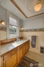Guest bath