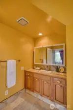 Primary bath
