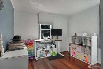 Second Bedroom ( used as an office/ studio )