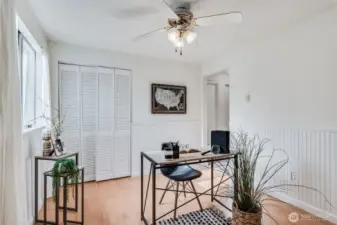 Multi functional area here offers many possibilities for use.