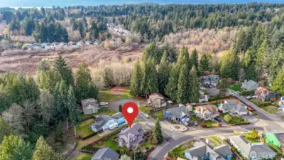 Commuting is a breeze with quick access to Silverdale and Bremerton.