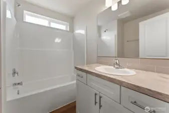 Photo of previously built home. Home may feature additional upgrades not available. Photos/build my vary.