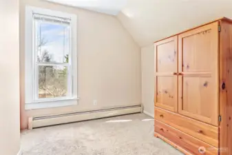 2nd Floor office or bedroom 5