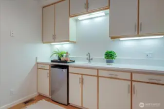 Wet bar in bonus room.