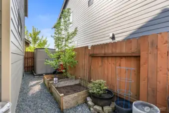 Garden space and Shed