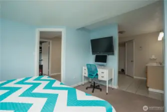 Primary suite with primary bathroom & large walk in closet