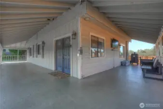 Tons of porch space, great for entertaining!