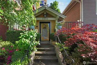Welcome Home! Gated Entry
