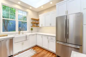 Kitchen - Sink/Refrigerator