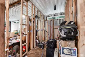 Secondary Suite Bathroom