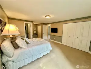 another view of primary shows closet space
