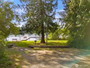 Welcome to your own lake park!