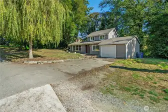 Welcome home to peace and quiet!