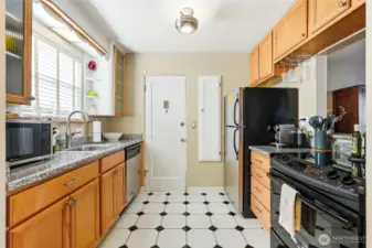 Smart use of square footage provides great storage throughout