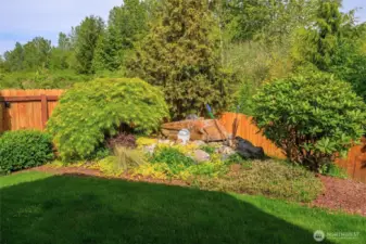 Rock & water feature