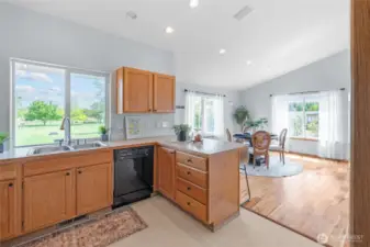 Kitchen/Dining Room