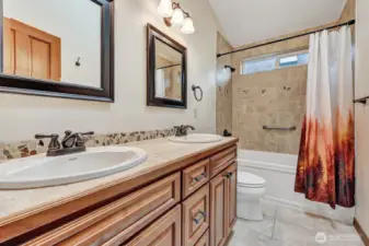 Main bathroom