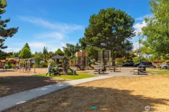 Loyal Heights Playfield just 3 blocks away
