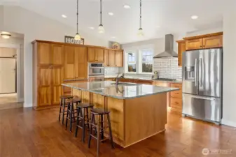 Dream island with ample storage.