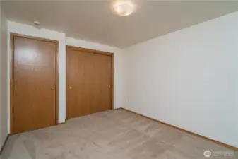 3rd bedroom closet