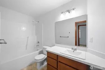 Full bathroom upstairs.