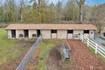6 Stall Horse Barn