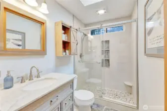 2nd Floor Newly Remodeled Bath with Tiled Shower, New Floors and Updated Vanity!