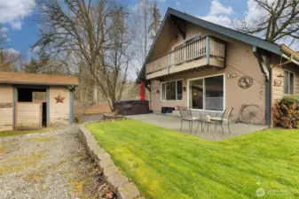 Enjoy Your New Hot Tub Surrounded by Beautiful Territorial Views!