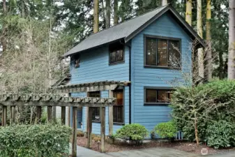 Noble Woods located in the heart of Langley, close to everything you need.