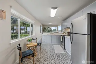 1710 North Bridgeview Drive, Tacoma, WA 98406