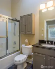 Full bathroom on second floor