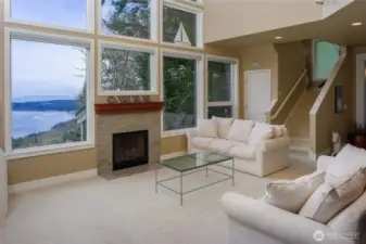 Summer sunsets? Yes! Fireplace for cozying up in front of with a cup of hot tea on a rainy PNW day? Also, yes!