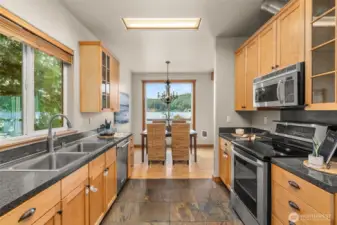 Stainless steal appliances.