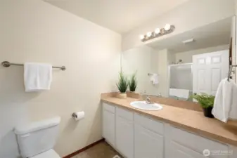 Primary ensuite.