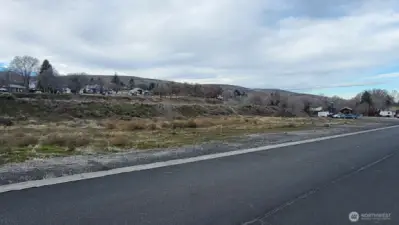 From corner of G St NW looking North