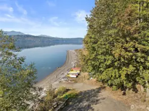 Keep your kayak at the community beach and drive down to use it!