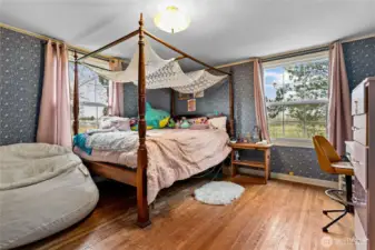 Bedroom #2
