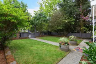 Fenced front yard