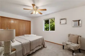 Entry into primary bedroom.