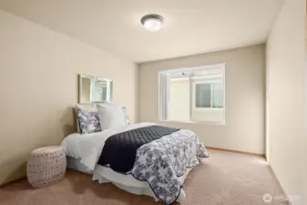 2nd bedroom