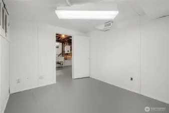 4th non-conforming basement room with potential for bedroom or storage.