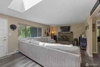 Be greeted with a bright open space as soon as you walk in!