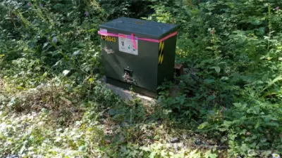 J Box near N/S line between 7521 and7511