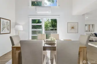 Two story ceilings and windows