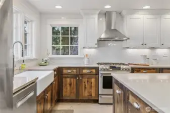 Gorgeous cabinets