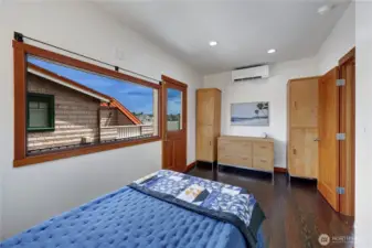 Storage units stay with home.