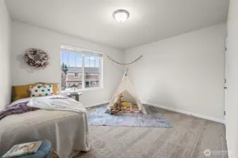 Bedroom 4- Great lighting!