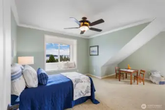 junior suite with direct access to bathroom